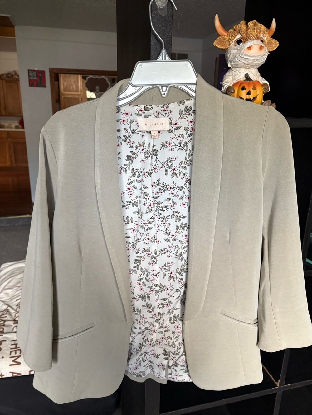 Skies Are Blue Sage Open-Front Blazer with Floral Lining